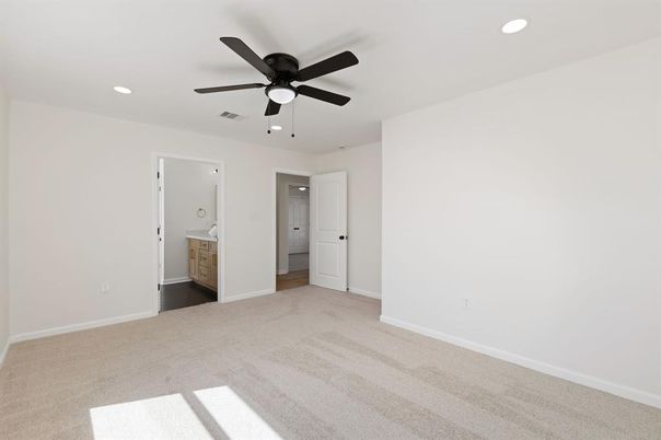 Bathroom, Empty room, Interior, Recessed Lighting
