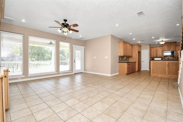 Empty room, Interior, Kitchen, Recessed Lighting