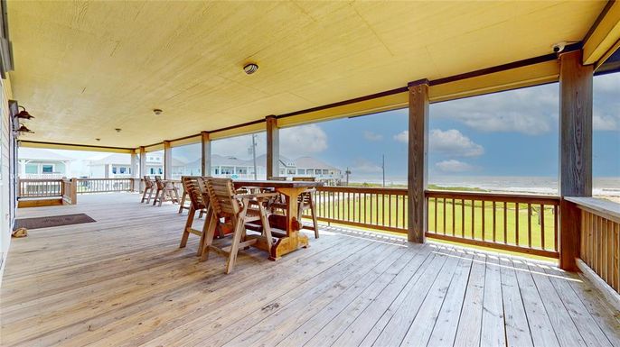 Exterior, Wood Texture Flooring