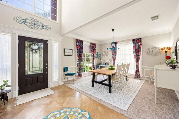 Chandelier, Dining room, Interior, Pendant Lights