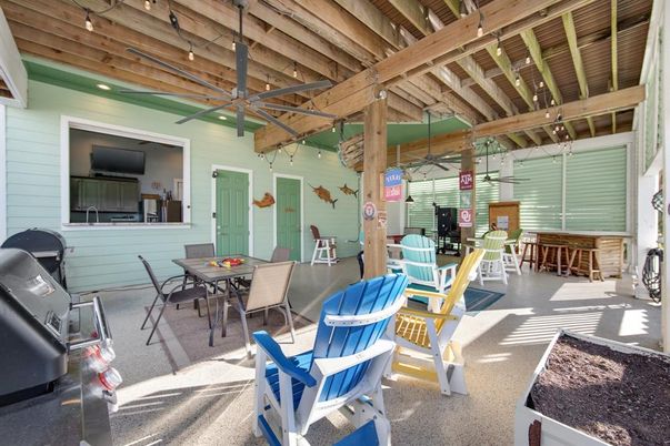 Dining room, Interior, Wooden Beams