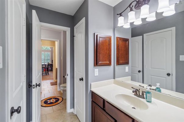 Bathroom, Interior