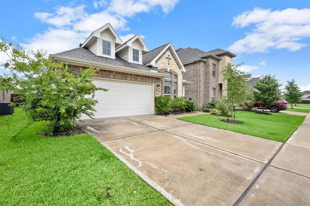 Attached, Exterior, Facade, Brick Facade, French Provincial