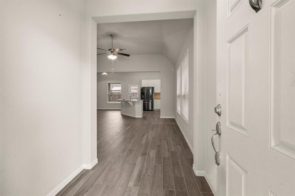 Interior, Recessed Lighting, Wood Texture Flooring