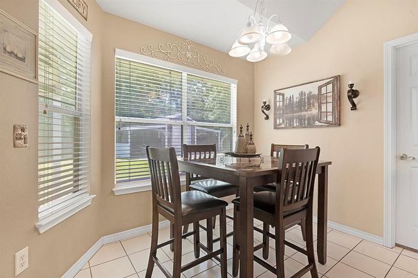 Chandelier, Dining room, Interior, Pendant Lights