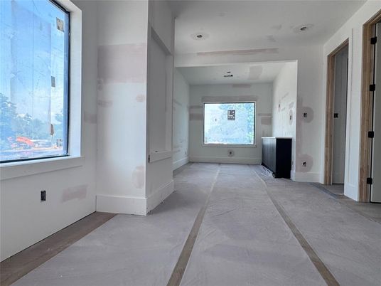 Empty room, Interior, Recessed Lighting