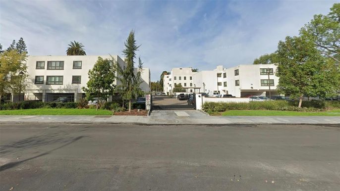 Exterior, Facade, Condo Building