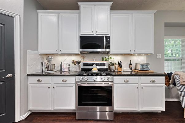 Interior, Kitchen, Stainless Steel Appliances, Wood Texture Flooring