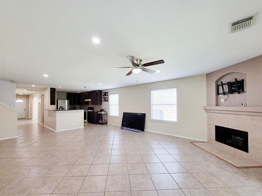Fireplace, Interior, Kitchen, Recessed Lighting