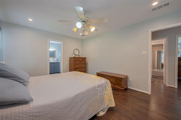 Bedroom, Interior, Recessed Lighting, Wood Texture Flooring