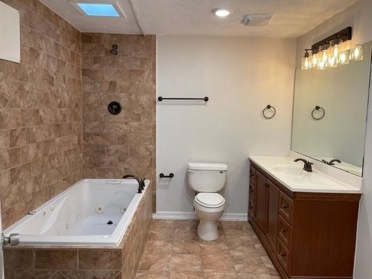 Bathroom, Interior, Recessed Lighting