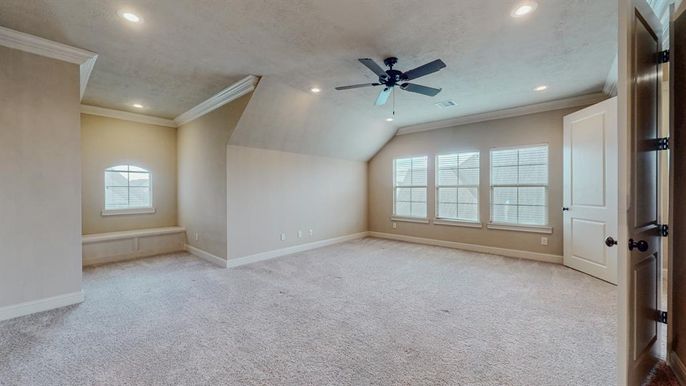 Empty room, Interior, Recessed Lighting