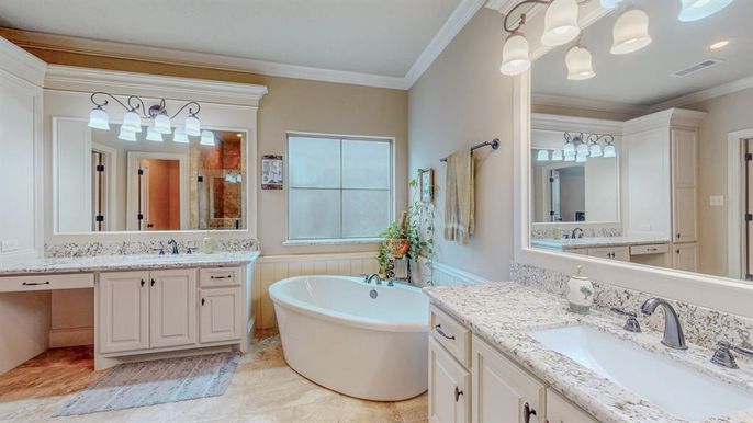 Bathroom, Dual Sink Vanities, Free Standing Baths, Interior, Recessed Lighting