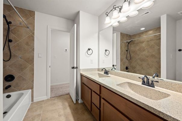 Bathroom, Dual Sink Vanities, Interior