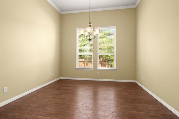 Chandelier, Empty room, Interior, Pendant Lights, Wood Texture Flooring