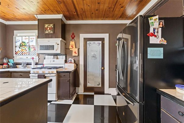 Interior, Kitchen, Wooden Ceilings