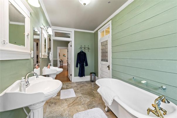Bathroom, Free Standing Baths, Interior