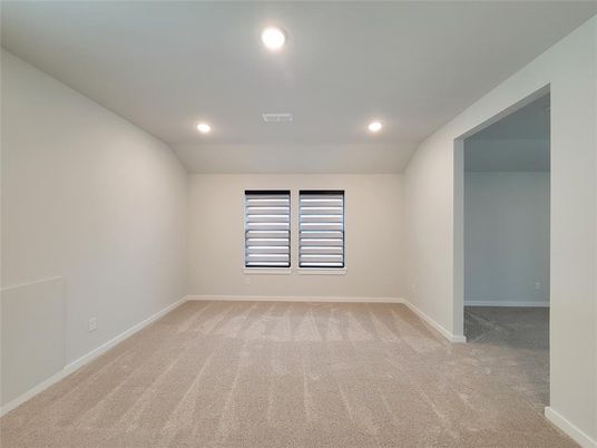 Empty room, Interior, Recessed Lighting