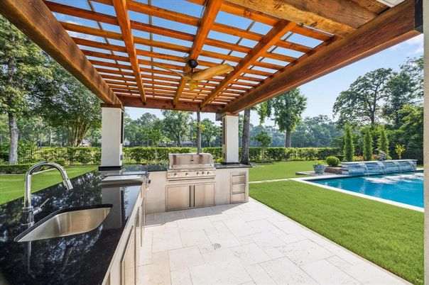 Backyard, Exterior, Pool