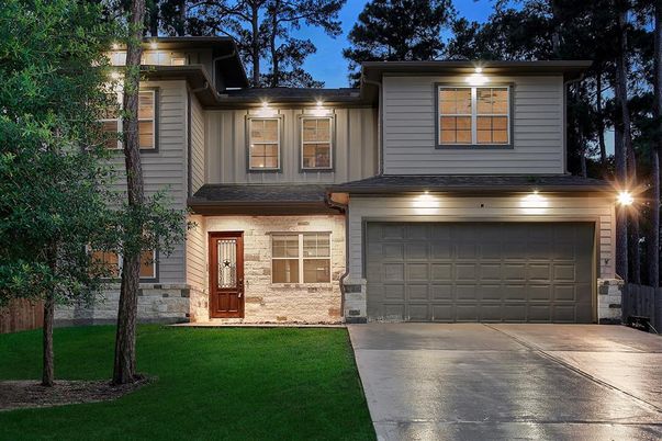 Attached, Exterior, Facade, Modern
