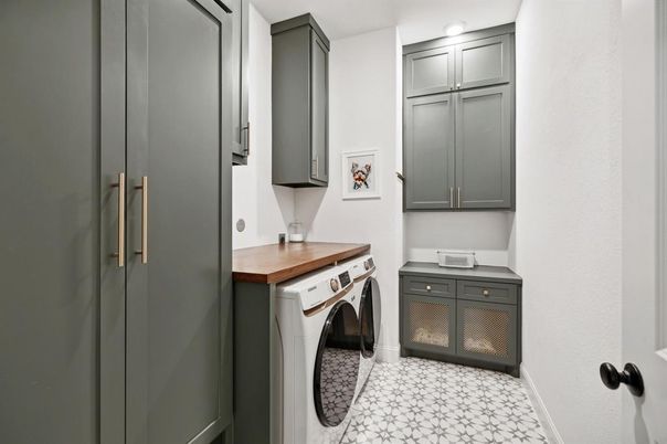 Interior, Washer