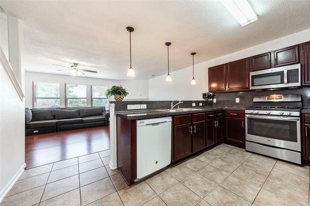 Interior, Kitchen, Living room, Pendant Lights, Stainless Steel Appliances