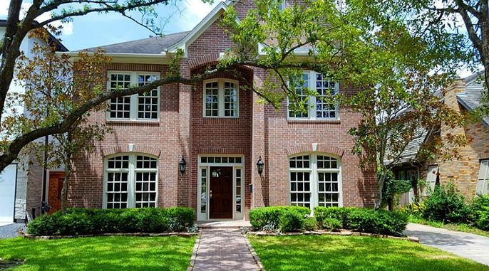 Exterior, Facade, Brick Facade, Brick Traditional