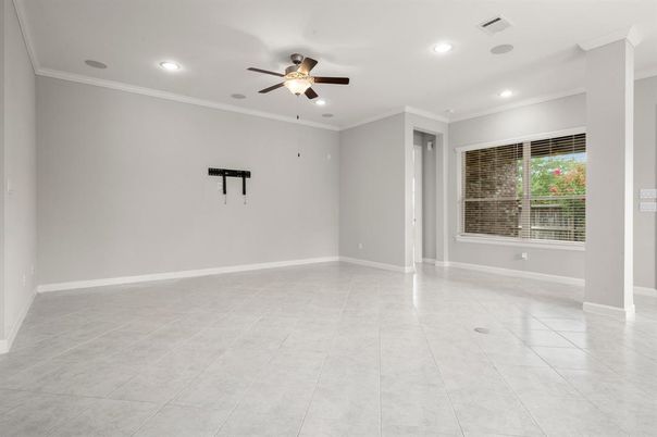 Empty room, Interior, Recessed Lighting