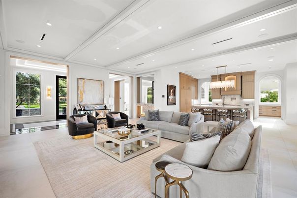 Chandelier, Dining room, Interior, Kitchen, Living room, Recessed Lighting