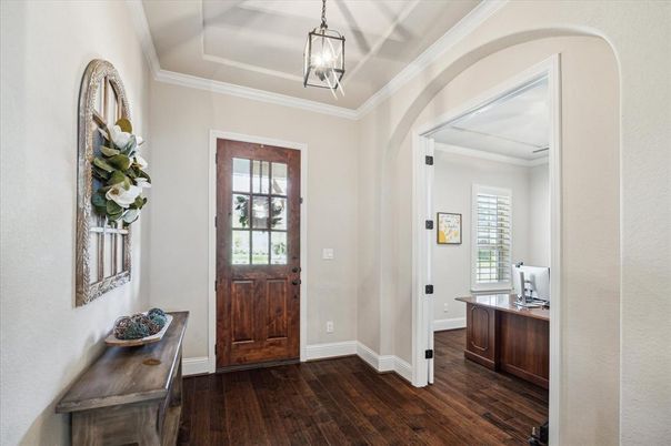 Interior, Pendant Lights, Wood Texture Flooring