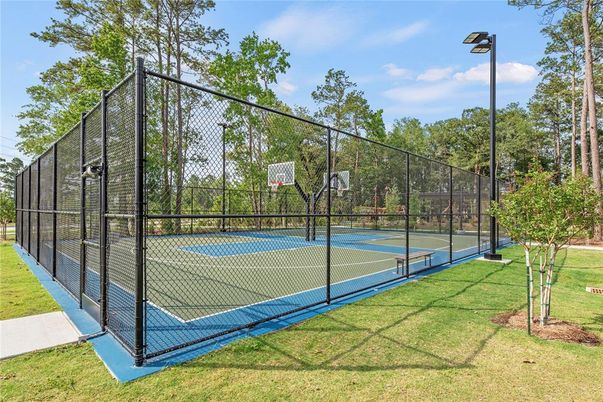 Exterior, Tennis Courts