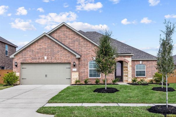 Attached, Exterior, Facade, Brick Facade, Brick Traditional