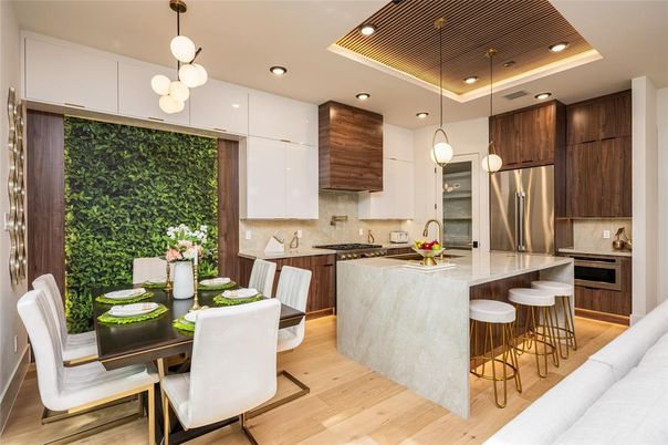 Dining room, Interior, Kitchen, Pendant Lights, Recessed Lighting, Stainless Steel Appliances, Wood Texture Flooring