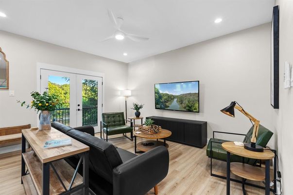 Interior, Living room, Recessed Lighting, Wood Texture Flooring