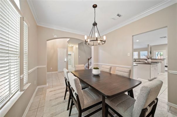Chandelier, Dining room, Interior, Pendant Lights, Recessed Lighting