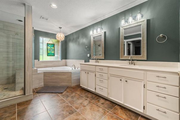Bathroom, Dual Sink Vanities, Glass Shower, Interior, Pendant Lights, Recessed Lighting