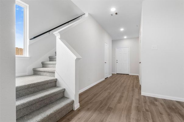 Interior, Recessed Lighting, Wood Texture Flooring