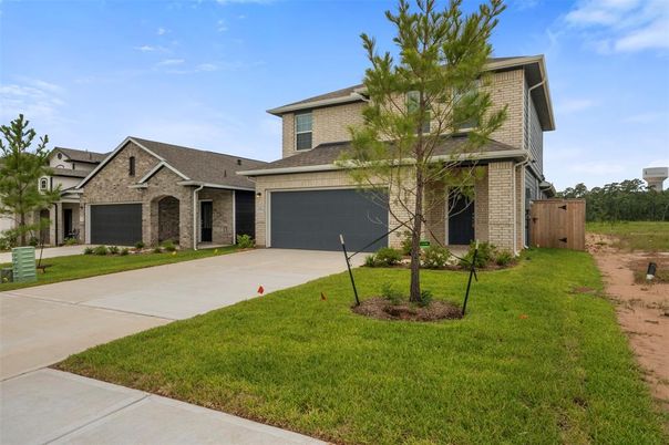 Attached, Exterior, Facade, Brick Facade, Brick Traditional