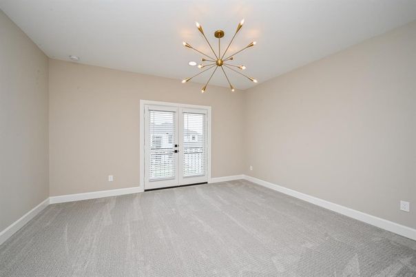 Empty room, Interior, Pendant Lights