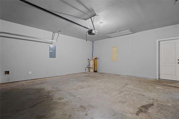 Garage, Interior