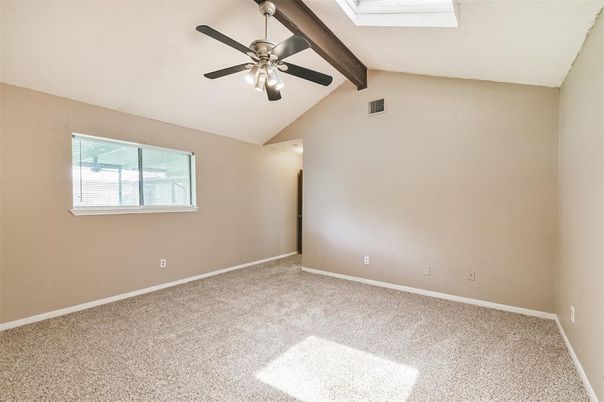 Empty room, Interior, Wooden Beams