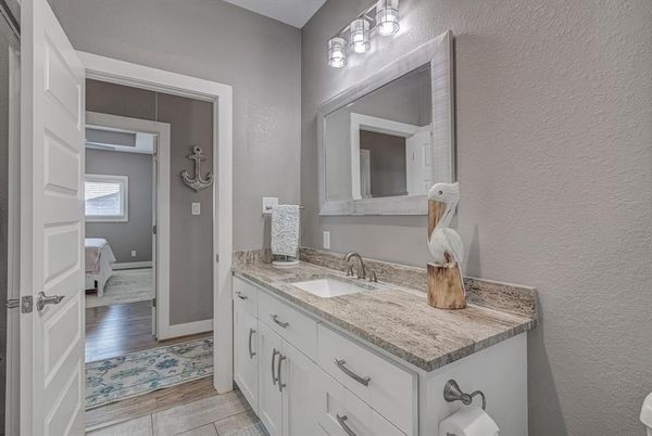 Bathroom, Dual Sink Vanities, Interior, Wood Texture Flooring