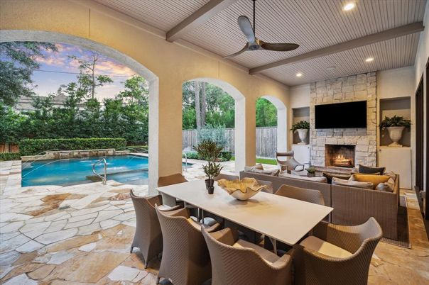 Exterior, Fireplace, Pool