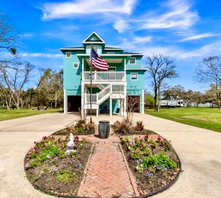 Backyard, Exterior, Facade, None