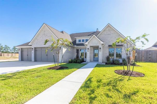 Attached, Backyard, Exterior, Facade, Farmhouse