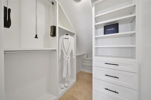 Interior, Walk-in Closets