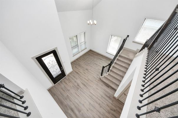 Interior, Pendant Lights, Wood Texture Flooring
