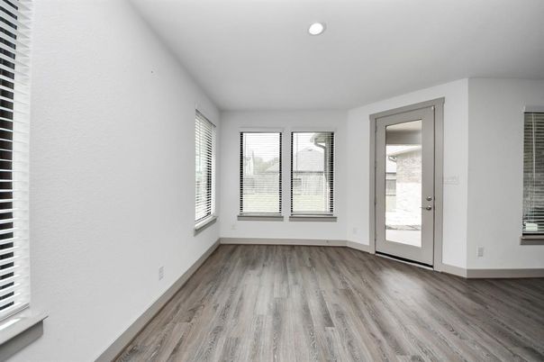 Empty room, Interior, Recessed Lighting, Wood Texture Flooring