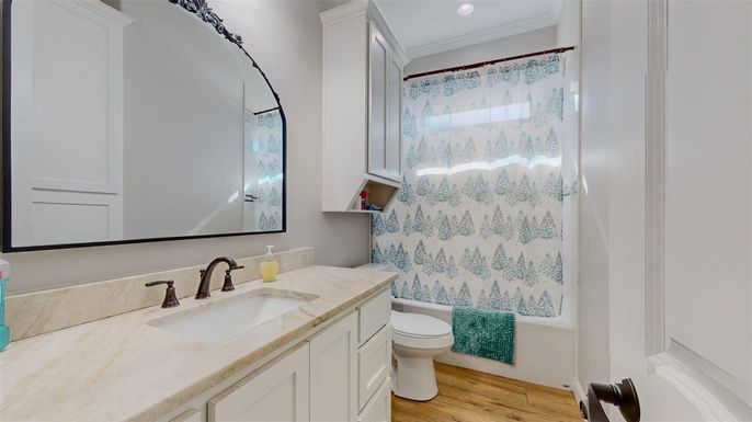 Bathroom, Interior, Recessed Lighting, Wood Texture Flooring