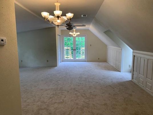 Chandelier, Empty room, Interior